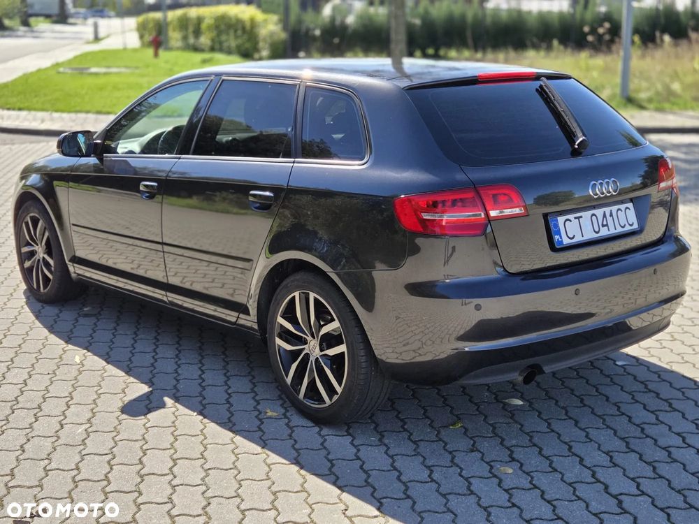 Audi A3 Sportback - 15