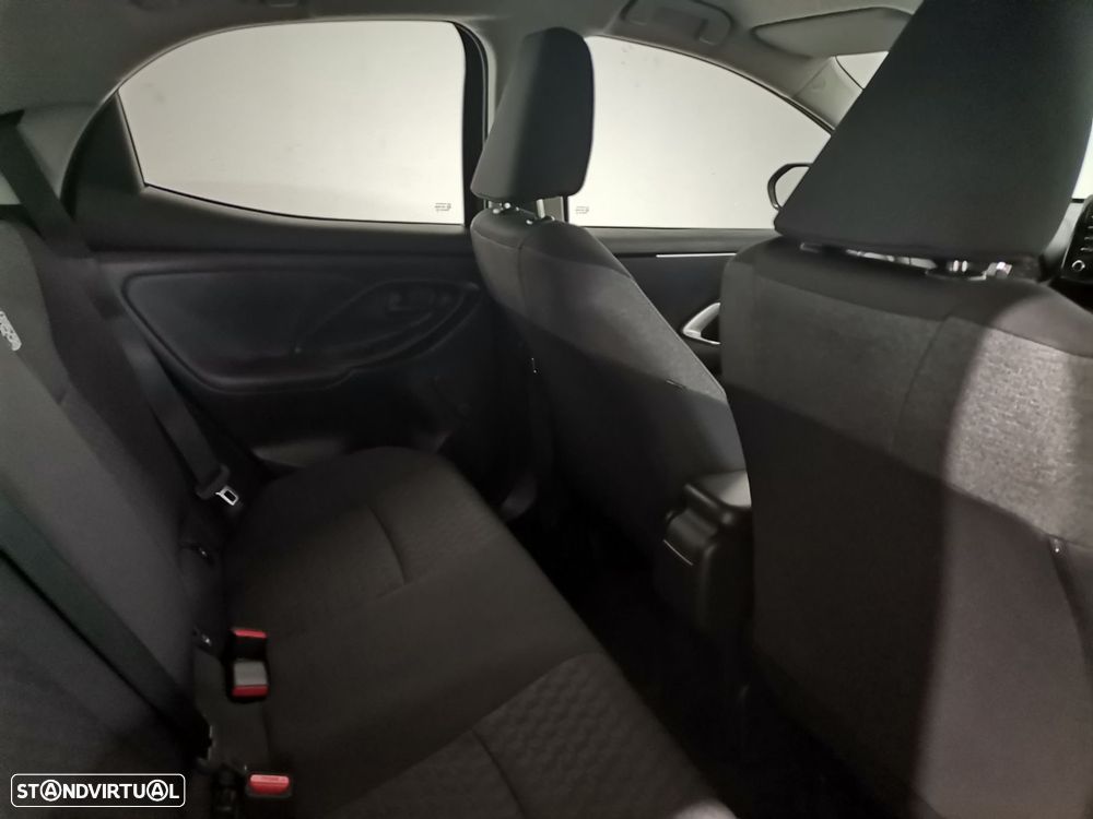 Toyota Yaris 1.5 HDF Comfort Plus - 8