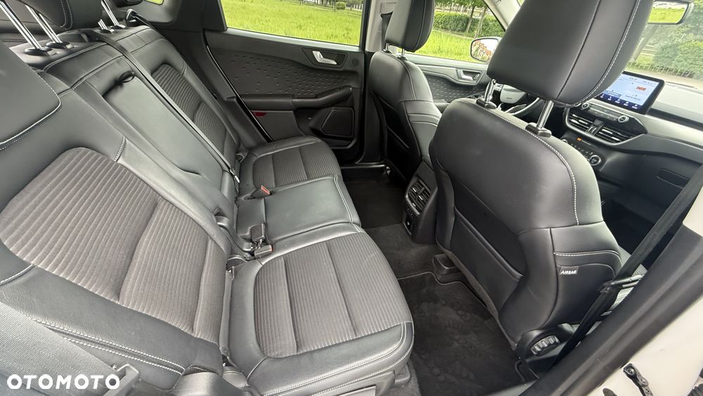 Ford Kuga 2.0 EcoBlue AWD Titanium X - 16