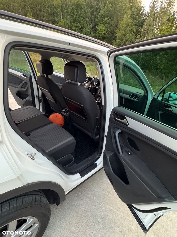 Volkswagen Tiguan - 16