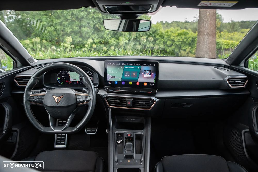 Cupra Leon ST 1.4 e-Hybrid MID DSG - 14