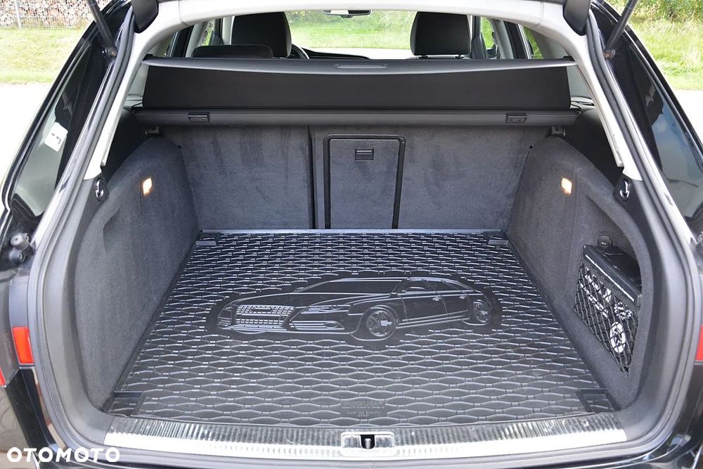 Audi A4 Allroad - 30