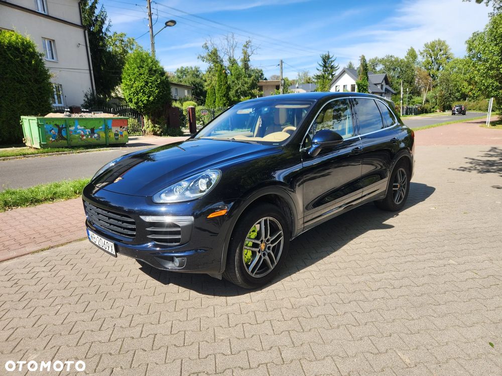 Porsche Cayenne S E-Hybrid - 1