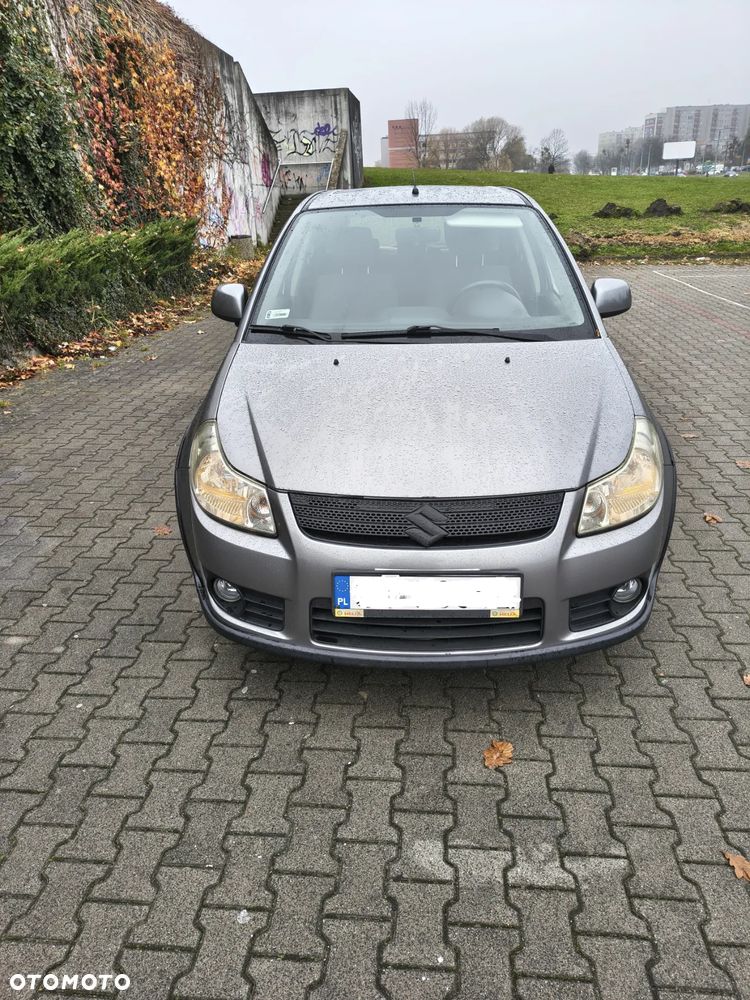Suzuki SX4 - 3