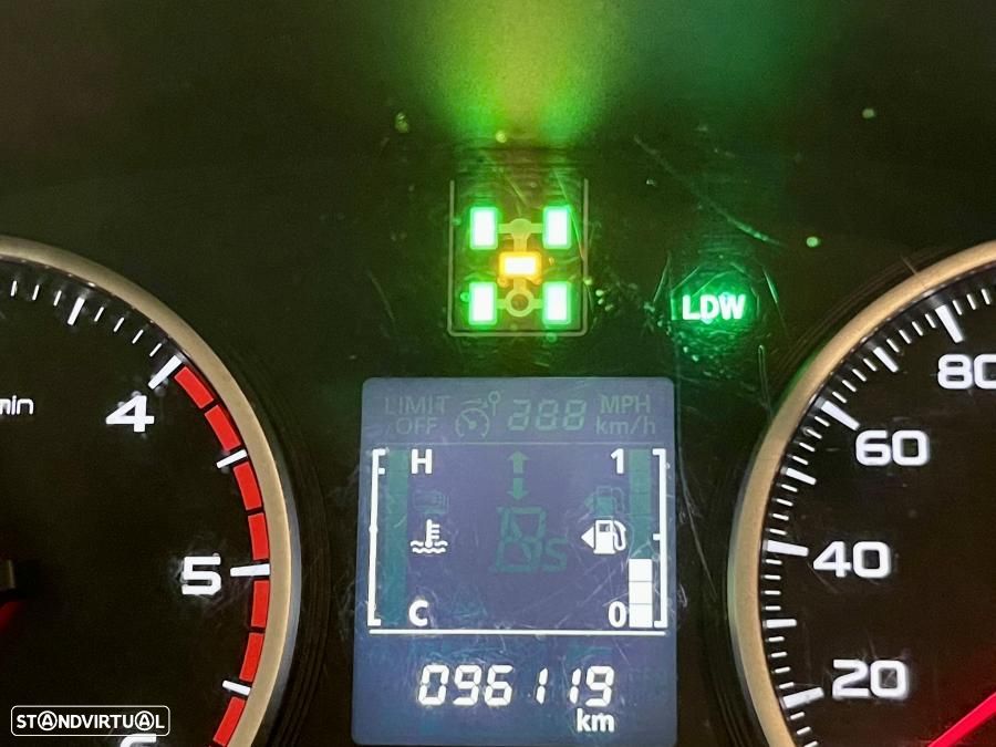 Mitsubishi L200 2.4 DI-D CD Sportbox Strakar 4WD - 13