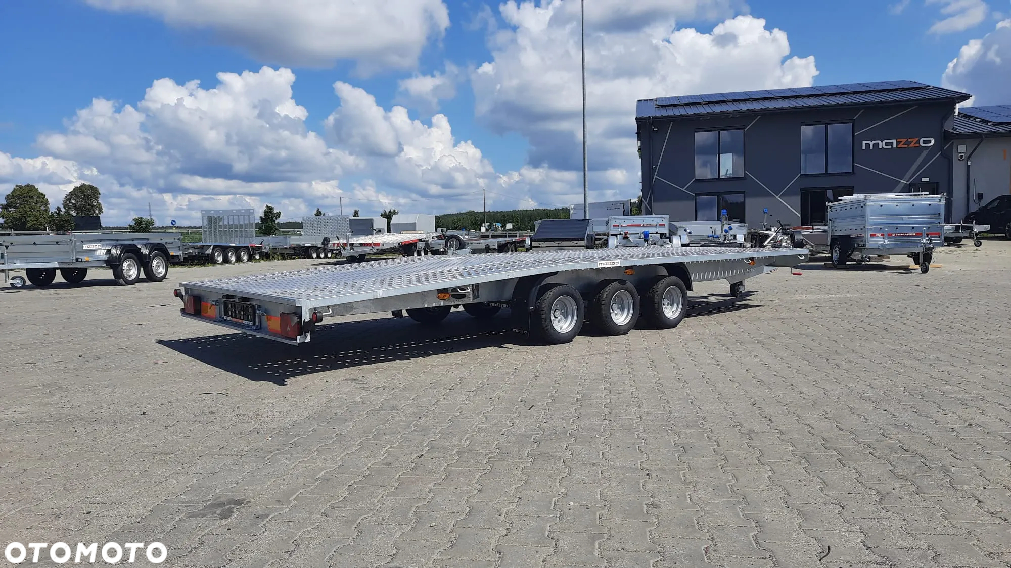 Niewiadów DOSTAWA! Laweta Jupiter wym. 500x210cm Przyczepa do przewozu aut, 3 OSIE, AMORTYZATORY, NAJAZDY, koło zapasowe, podłoga aluminiowa DMC 3500 kg - 2