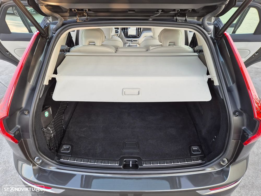 Volvo XC 60 2.0 T8 PHEV Inscription AWD - 50