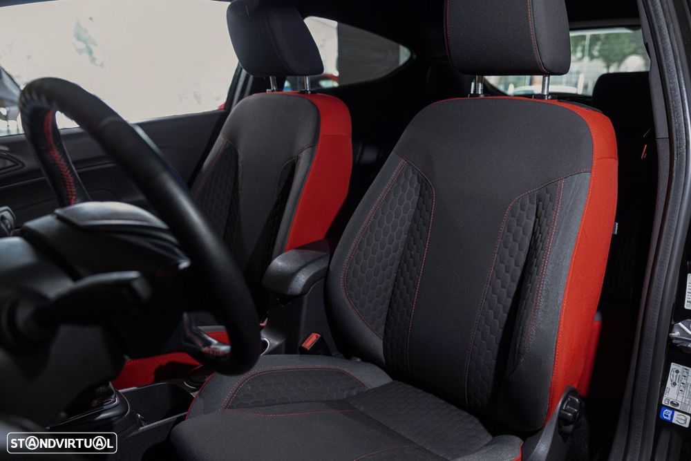 Ford Fiesta 1.0 EcoBoost ST-Line Red Edition - 26