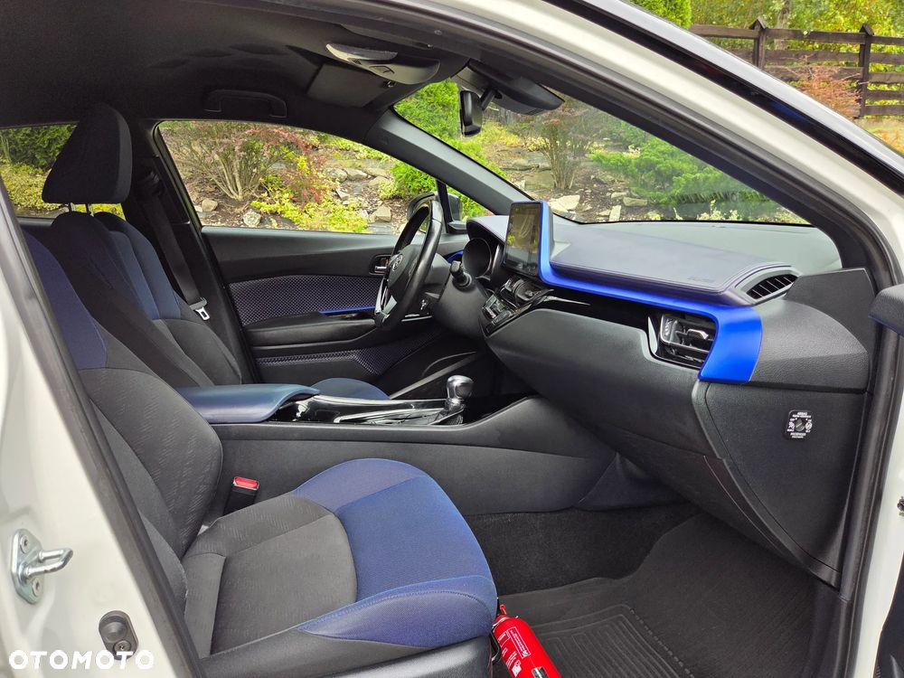 Toyota C-HR Style Selection - 19