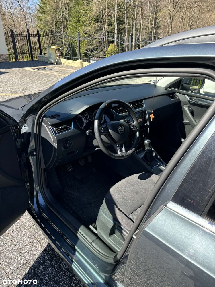 Skoda Octavia 1.6 TDI Ambition - 10