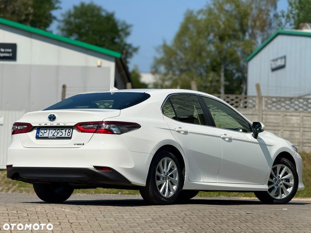 Toyota Camry 2.5 Hybrid Comfort CVT - 8