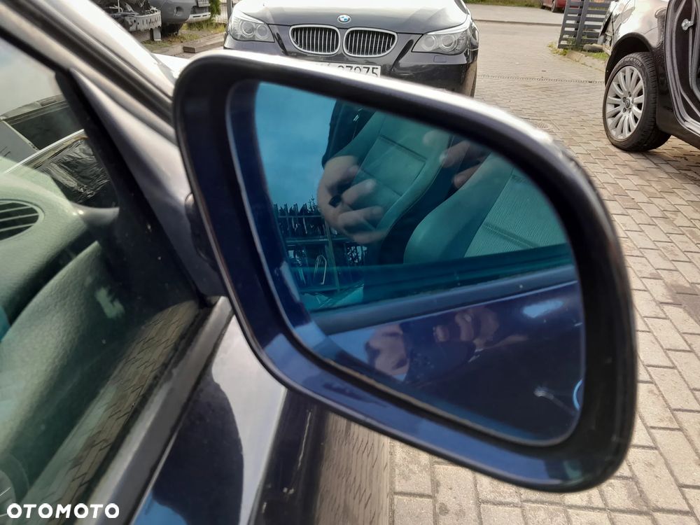 AUDI A4 B5 LIFT LUSTERKO PRAWE PRZEDNIE PRAWY PRZÓD ELEKTRYCZNE KOLOR: LZ5L - 5