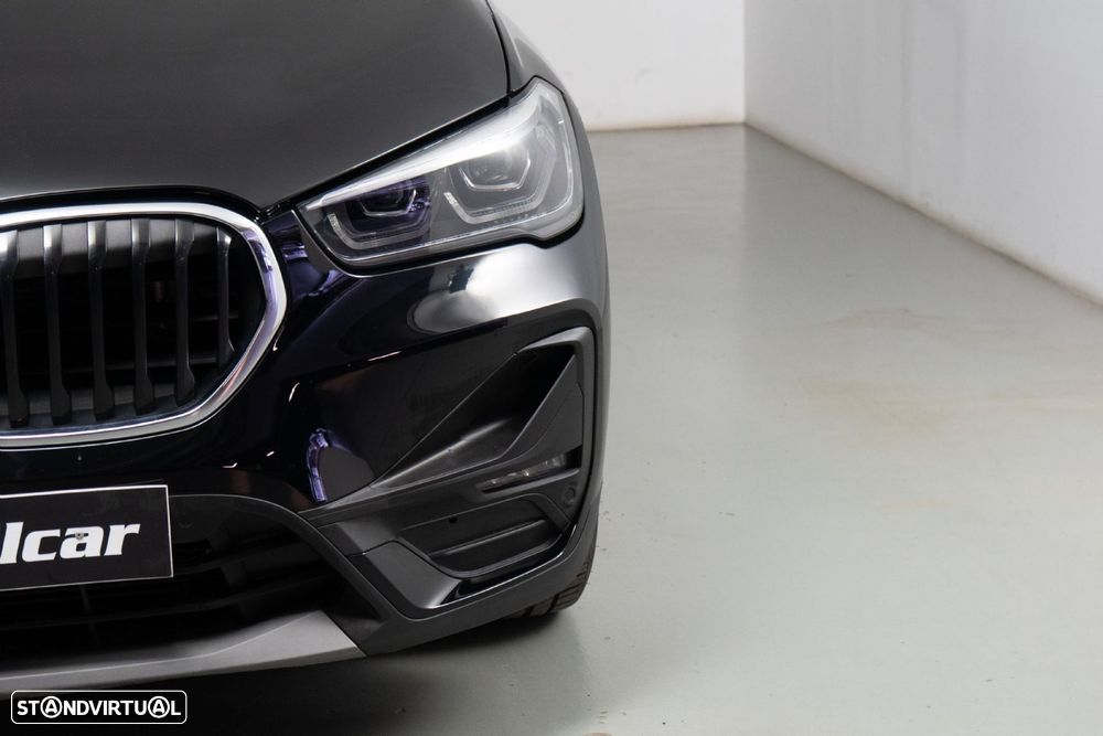 BMW X1 25 e xDrive Corporate Edition - 18