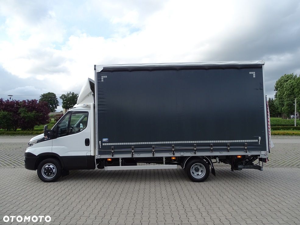 Iveco Daily 50C17 3.0 170Km. Plandeka 2x FIRANA+Dach Odsuwany 9 Palet 4.88 m. WINDA 1500 KG !! JAK NOWY! Salon PL.!! - 3