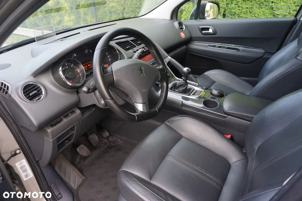 Peugeot 3008 1.6 Premium+ - 18