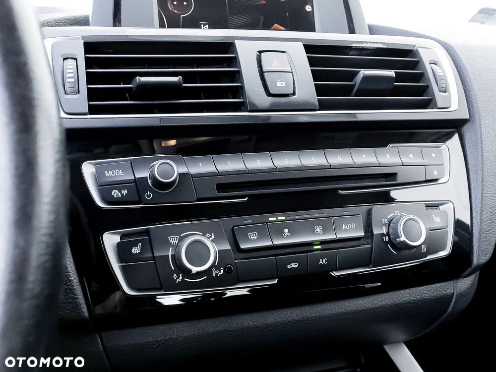 BMW Seria 1 - 23