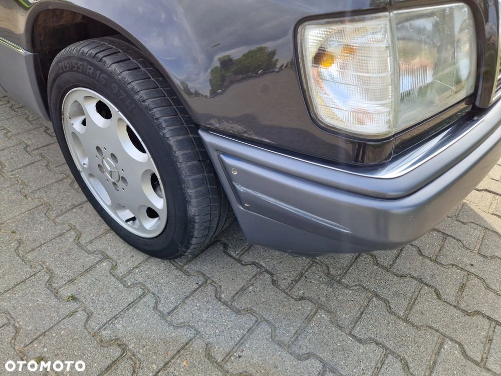 Mercedes-Benz W124 (1984-1993) - 11
