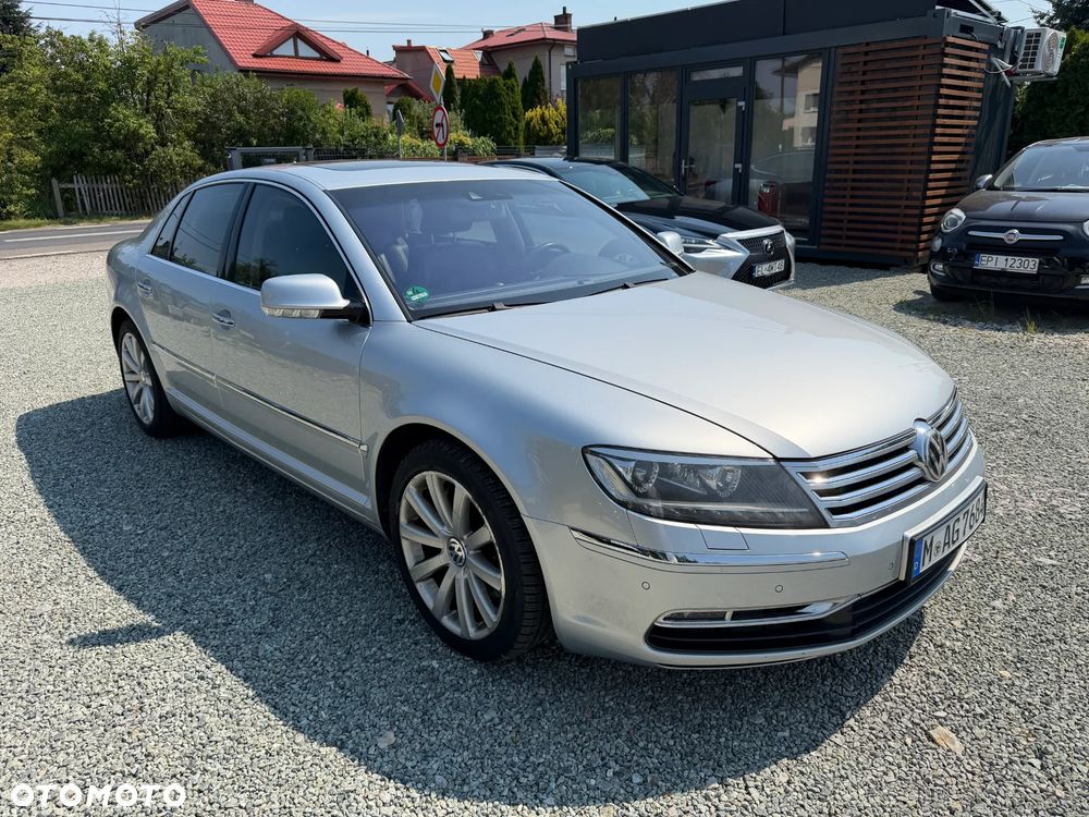 Volkswagen Phaeton 4.2 V8 4MOTION Automatik (5 Sitzer) - 18