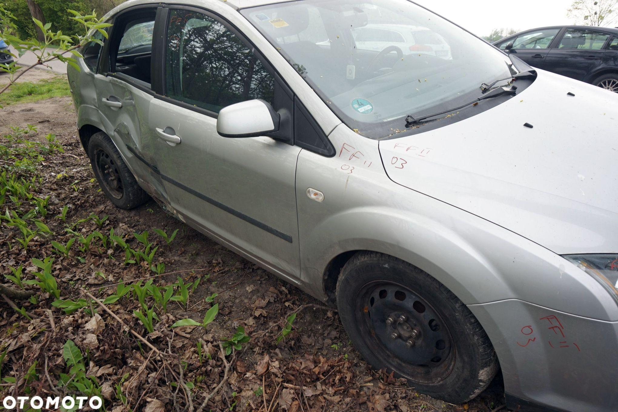 FORD FOCUS II MK2 5D HB O3 1.6 16V KM SREBRNY na części - 6