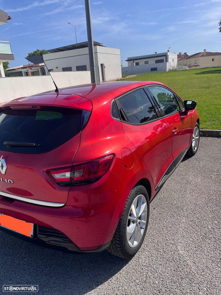 Renault Clio 1.2 16V Confort 130g - 5