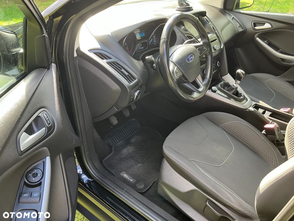 Ford Focus - 9
