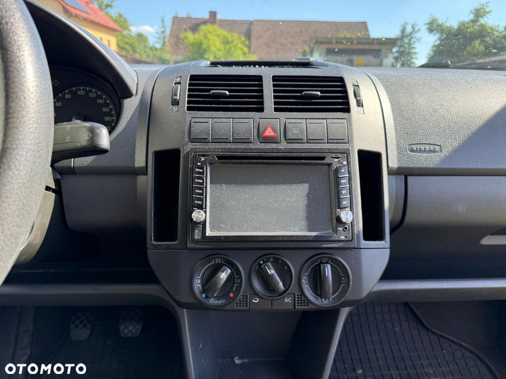 Volkswagen Polo 1.4 - 11