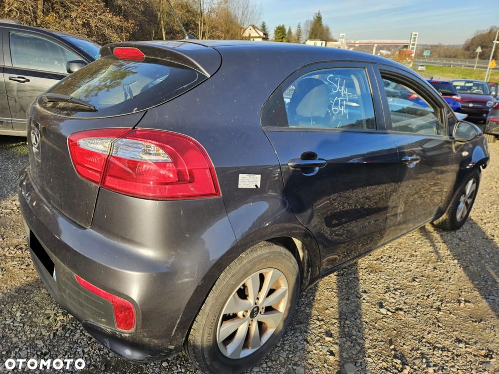 Kia Rio 1.2 Dream Team Edition - 2