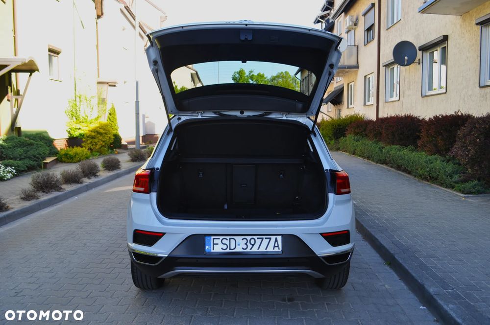 Volkswagen T-Roc 2.0 TDI SCR 4MOTION IQ.DRIVE - 9