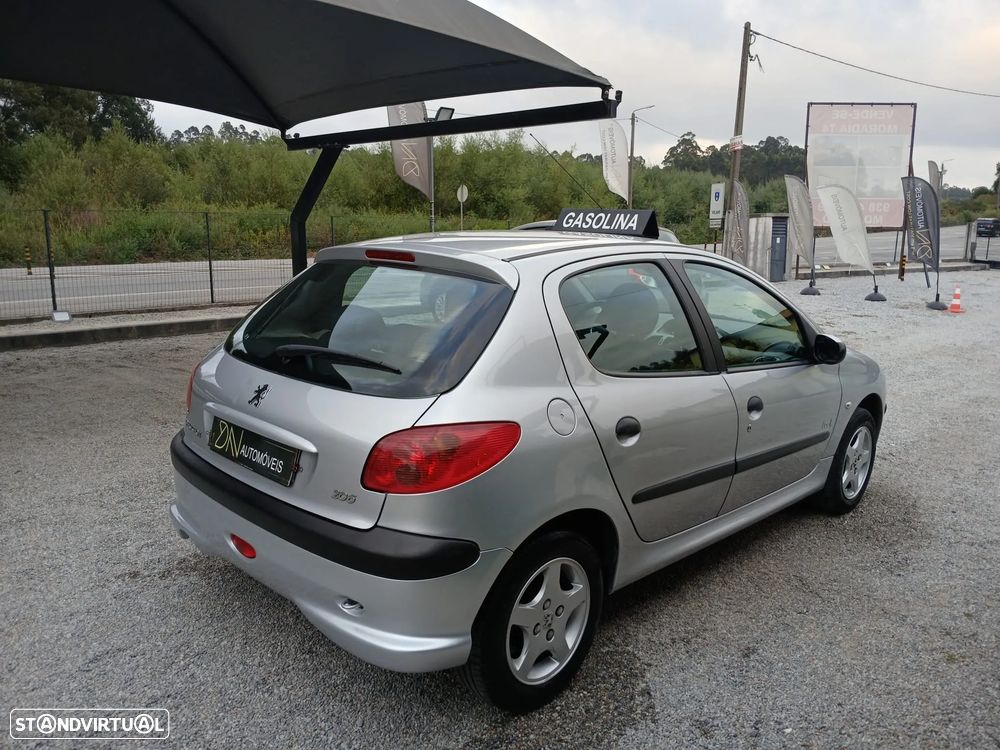 Peugeot 206 1.1 Look II - 4