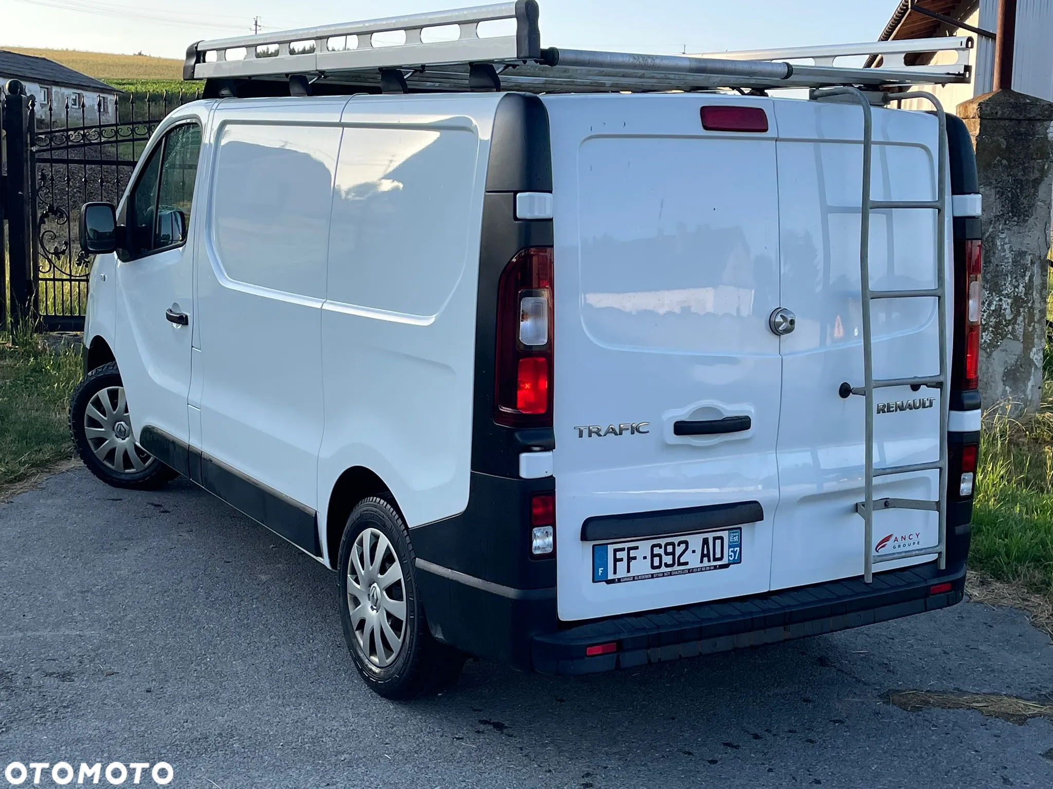 Renault TRAFIC - 5