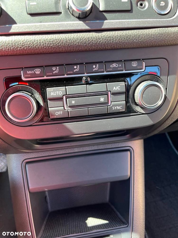Volkswagen Tiguan - 31