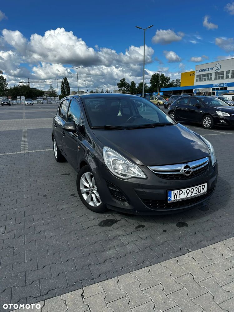 Opel Corsa 1.4 16V Active - 1