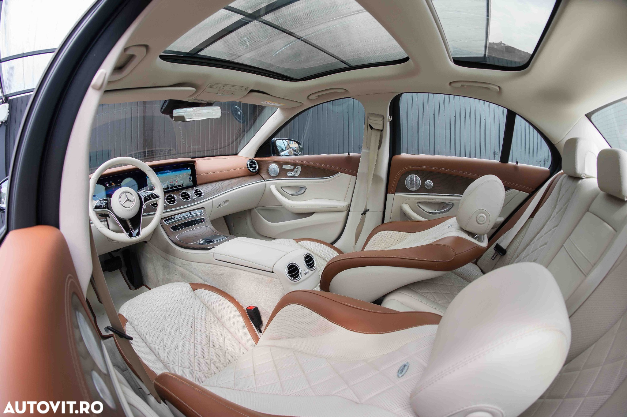 Mercedes-Benz E 300e 4Matic 9G-TRONIC Edition AVANTGARDE - 8