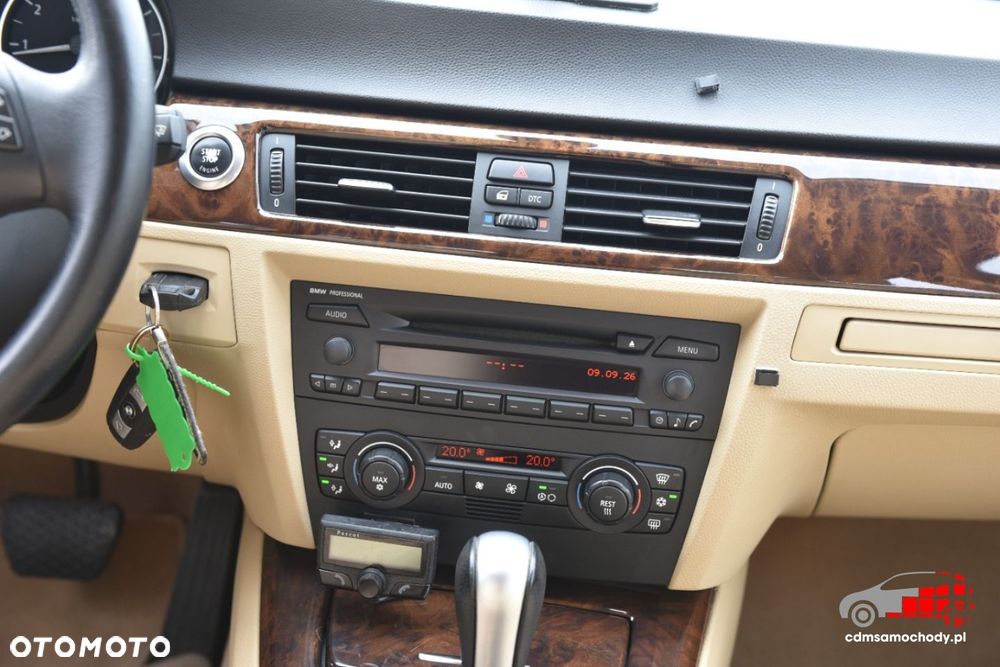 BMW Seria 3 - 25