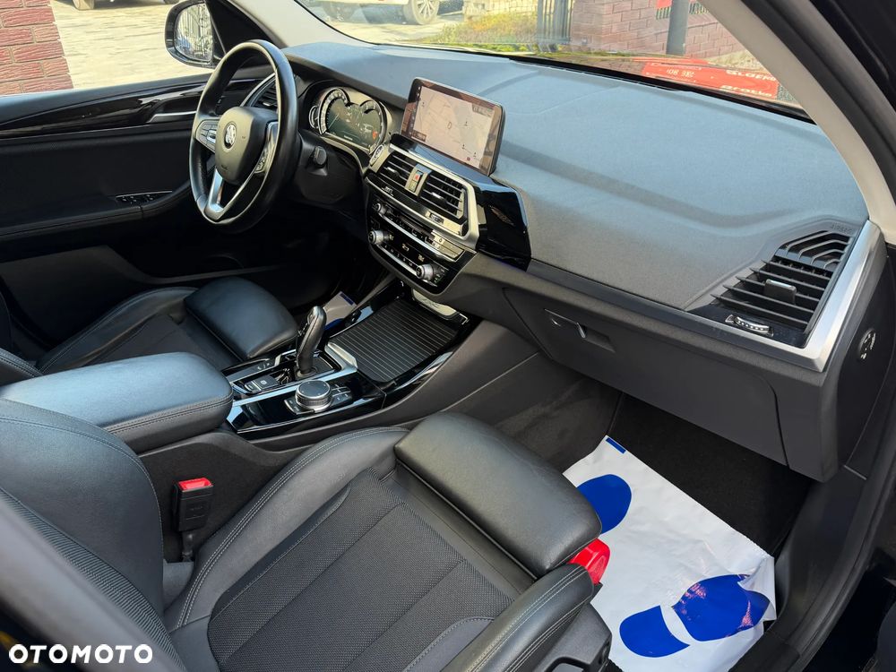 BMW X3 xDrive20i GPF xLine - 11