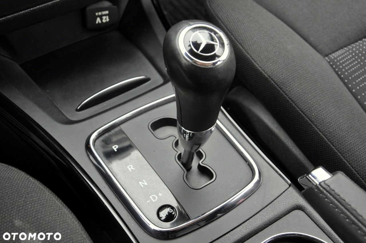 Mercedes-Benz Klasa A 160 Autotronic Elegance Special Edition - 9