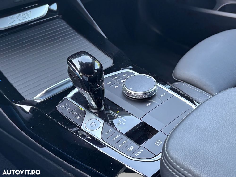 BMW X3 xDrive30e AT PHEV - 19