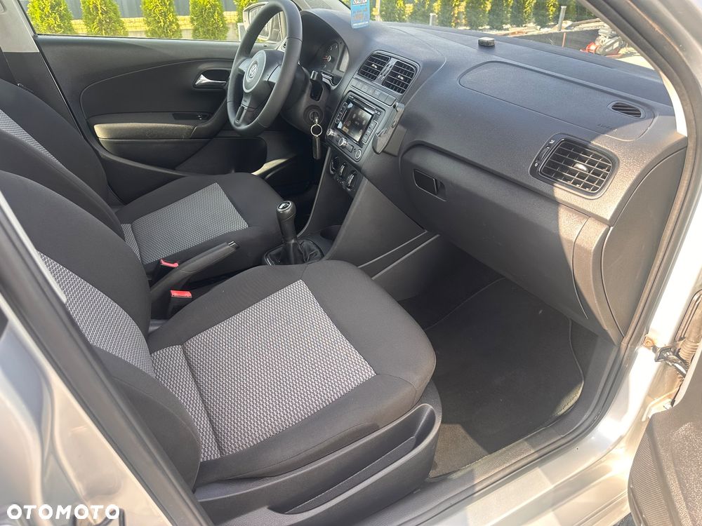 Volkswagen Polo - 19