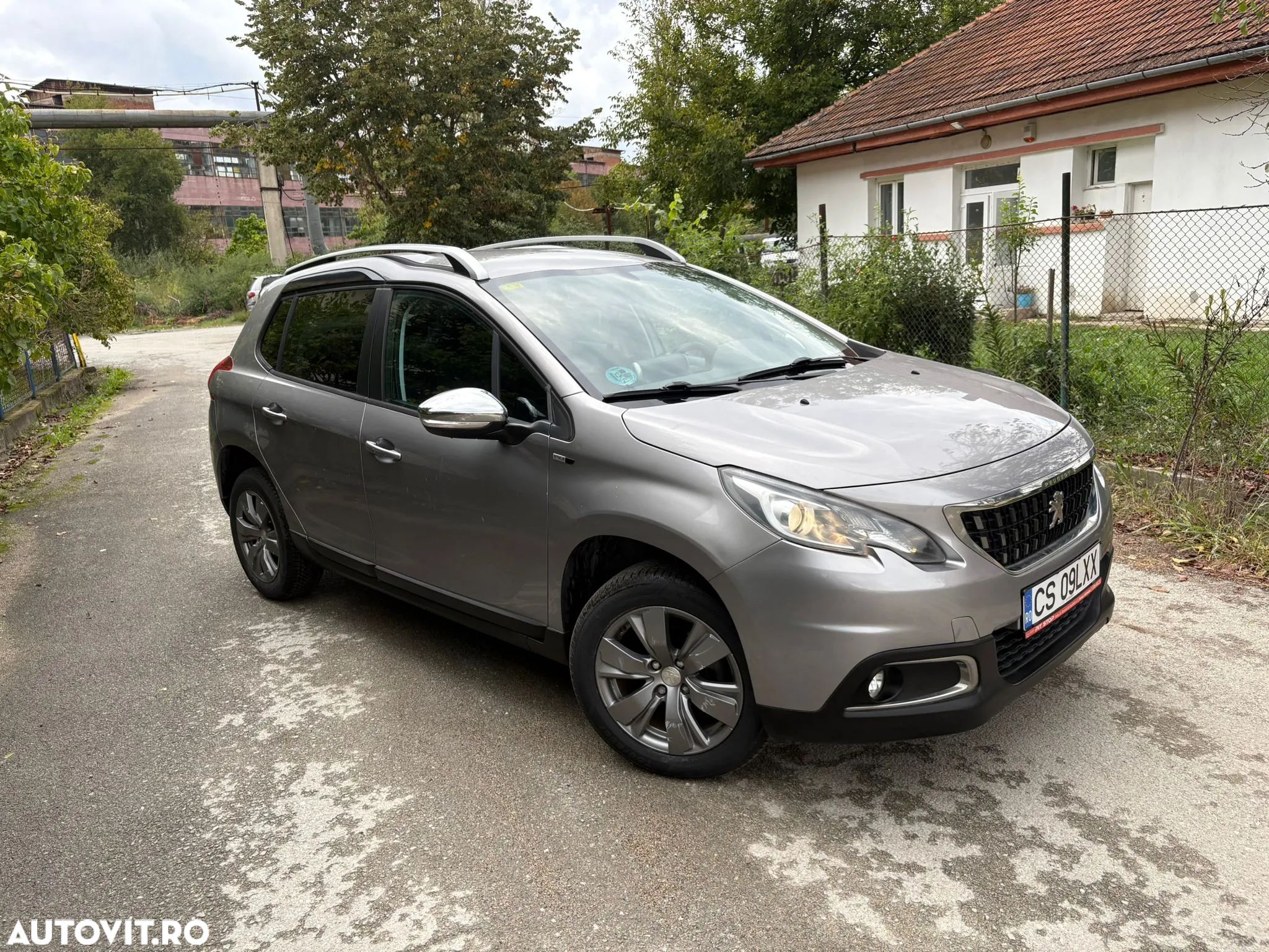 Peugeot 2008 1.6 BlueHDi FAP Active - 1