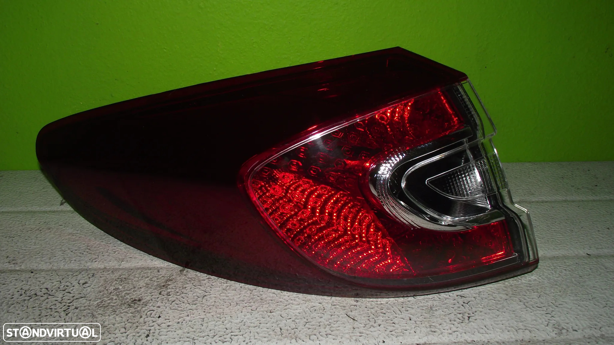 Farolim Trás Esquerdo Renault Megane III Sw - 2008 / 2015 - 2