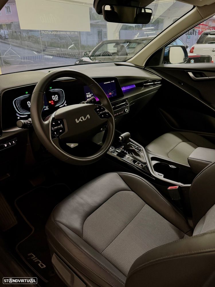 Kia Niro 1.6 GDI PHEV 2WD OPF Aut. Spirit - 10