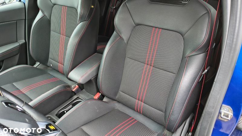 Renault Clio - 10