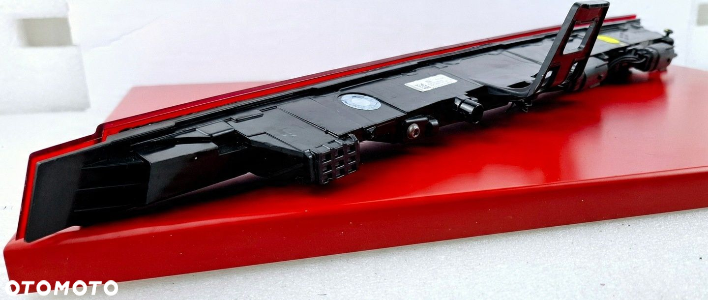 VOLVO C40 23- Lampa Tylna Prawa 2SA015563 - 7