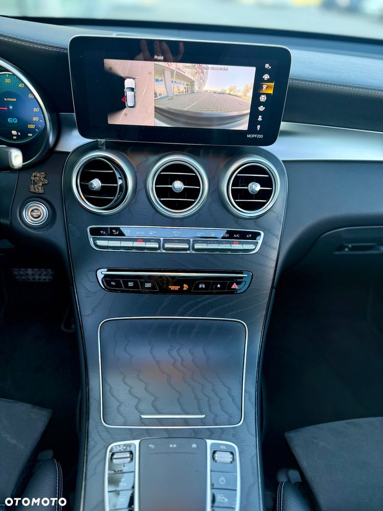 Mercedes-Benz GLC 300 e 4-Matic Business Edition - 18