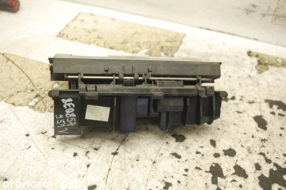 POPIELNICZKA 2 DIN AUDI A4 B6 B7 8E0857951G 8E0857951E 8E0857951J - 2