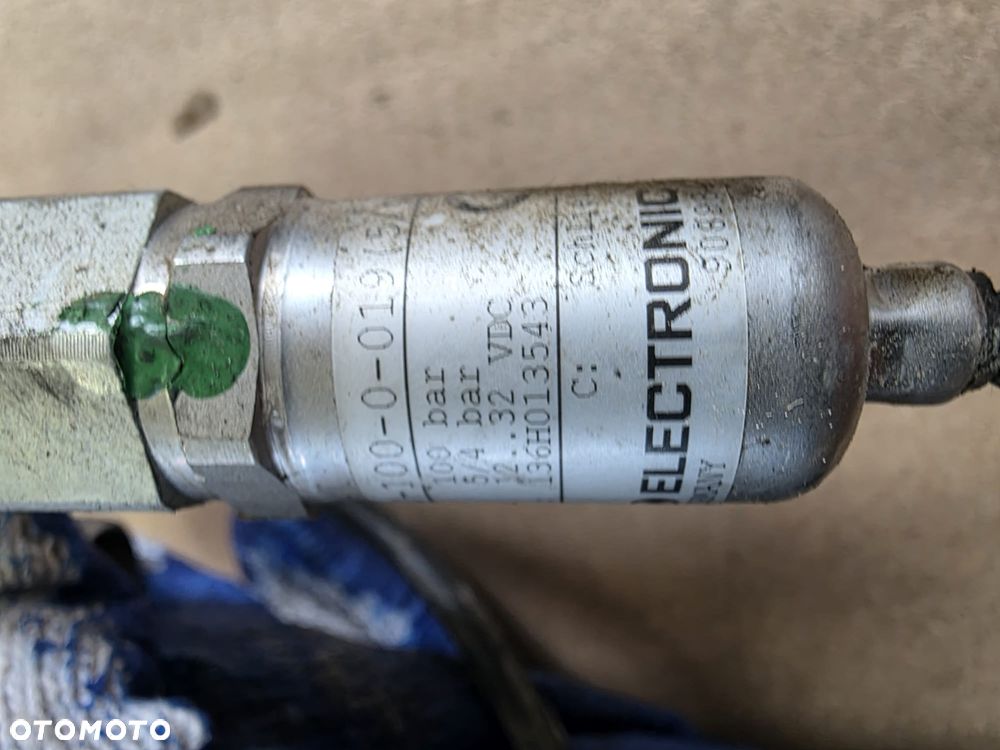 Przełącznik ciśnieniowy Hydac EDS 710 Liebherr R944C LC Litronic - 3