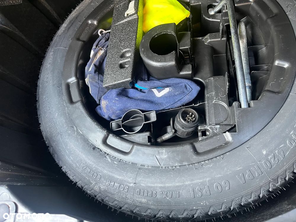 Mercedes-Benz Klasa C 180 Kompressor Automatik Elegance - 23