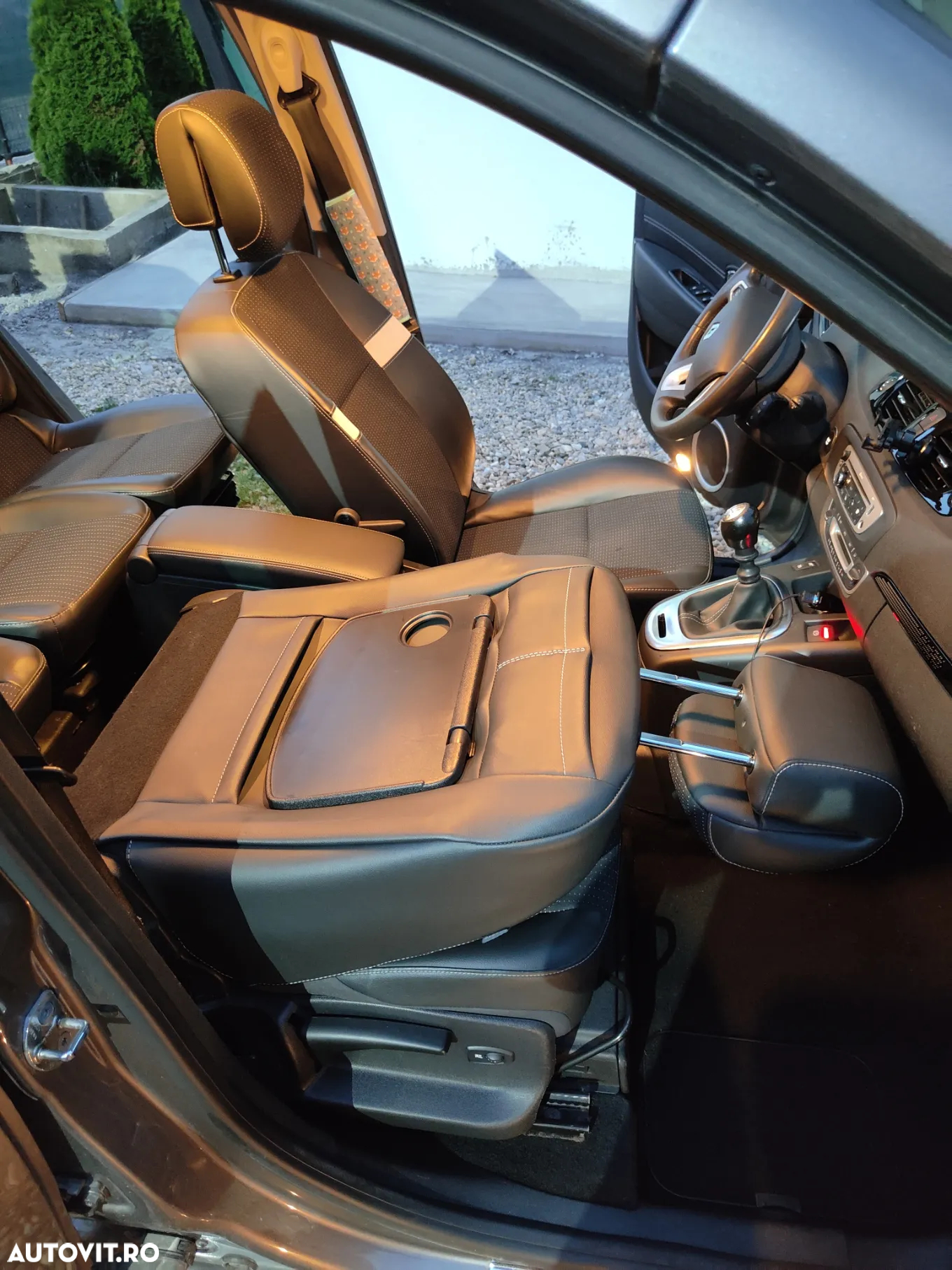 Renault Scenic - 8