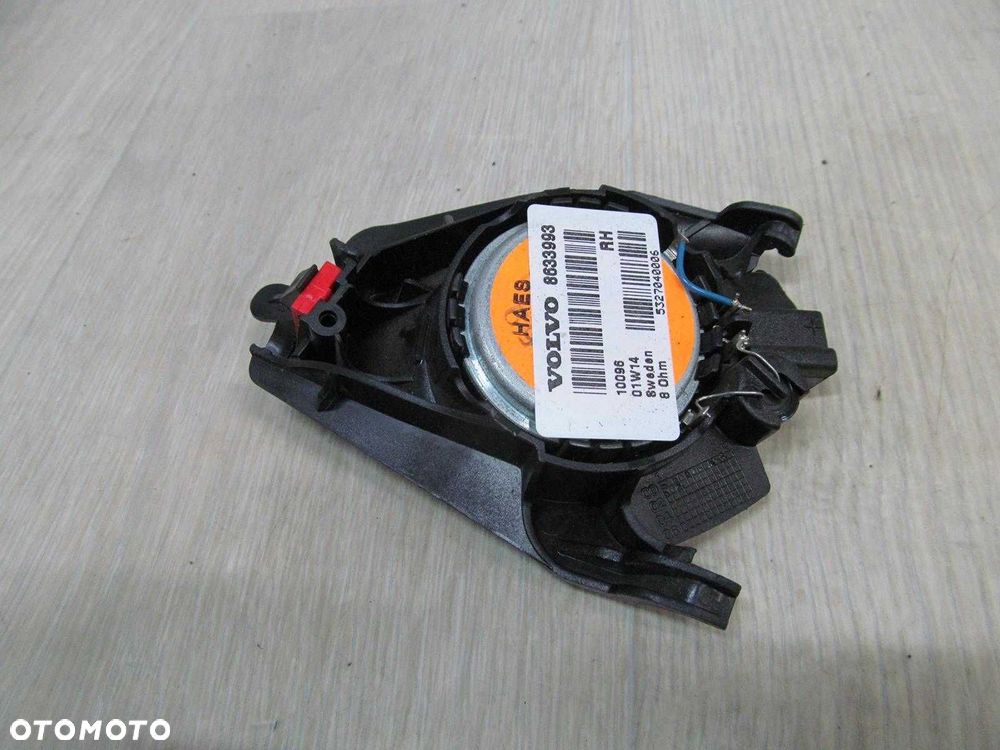 VOLVO V70 XC70 GLOSNIK WYSOKOTONOWY PRAWY 8633993 - 2