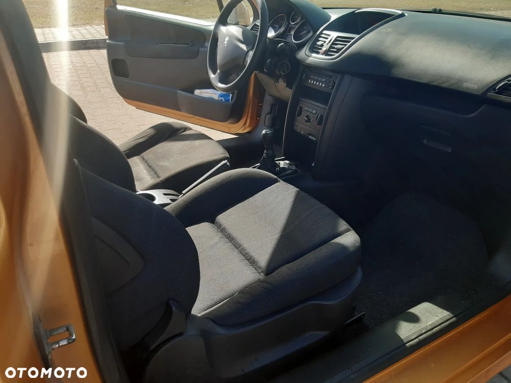Peugeot 207 110 HDi FAP (Blue Lion) Tendance - 13